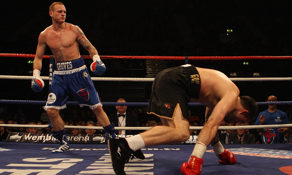 Boxing - British and Commonwealth Super-middleweight Title - George Groves v Paul Smith - Wembley Arena