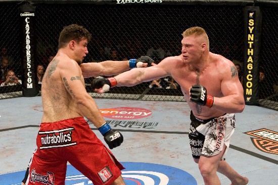 ufc100_10_lesnar_vs_mir_003