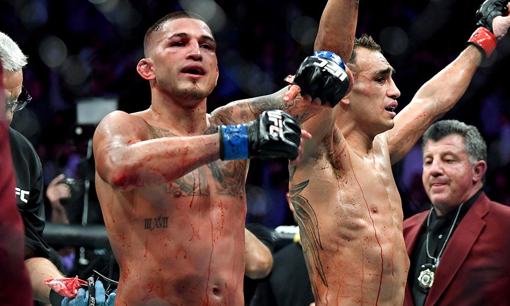 tony-ferguson-anthony-pettis-ufc-229-3
